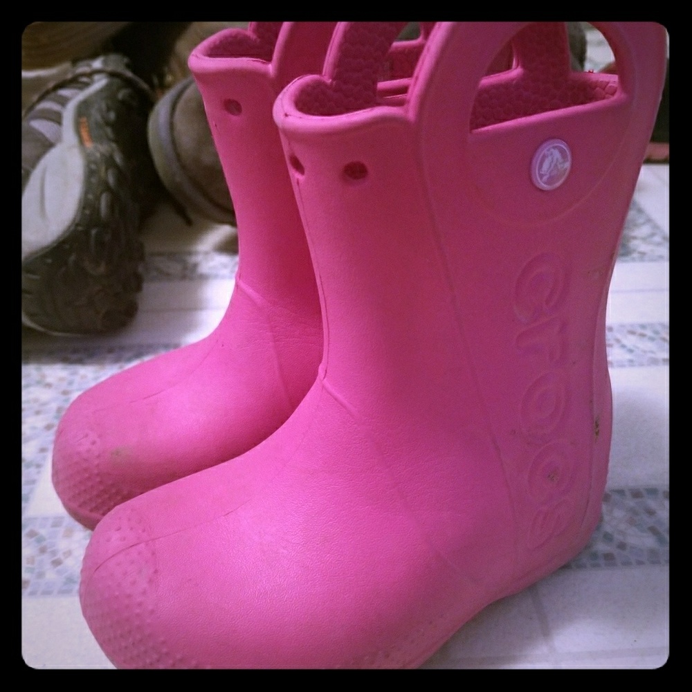 crocs rain boots